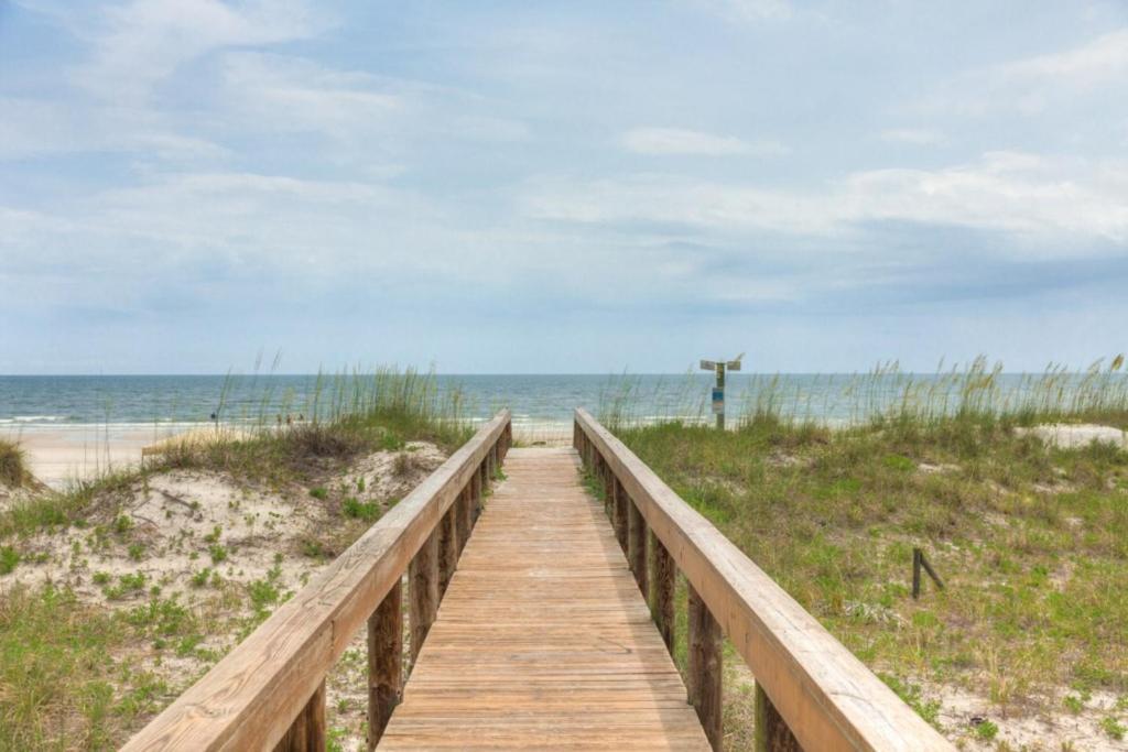 Sea La Vie Beach Oceanfront Patio Pet Friendly Jacksonville Beach Exterior foto